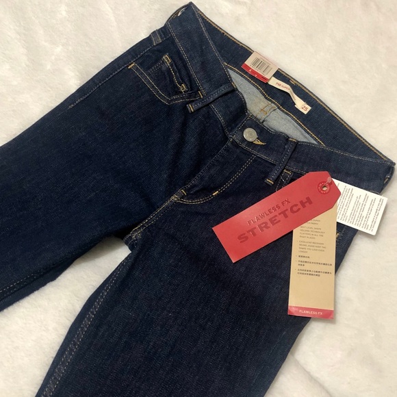 Levi’s BNWT 710 Super Skinny Mid Rise 25x30 - Picture 3 of 5